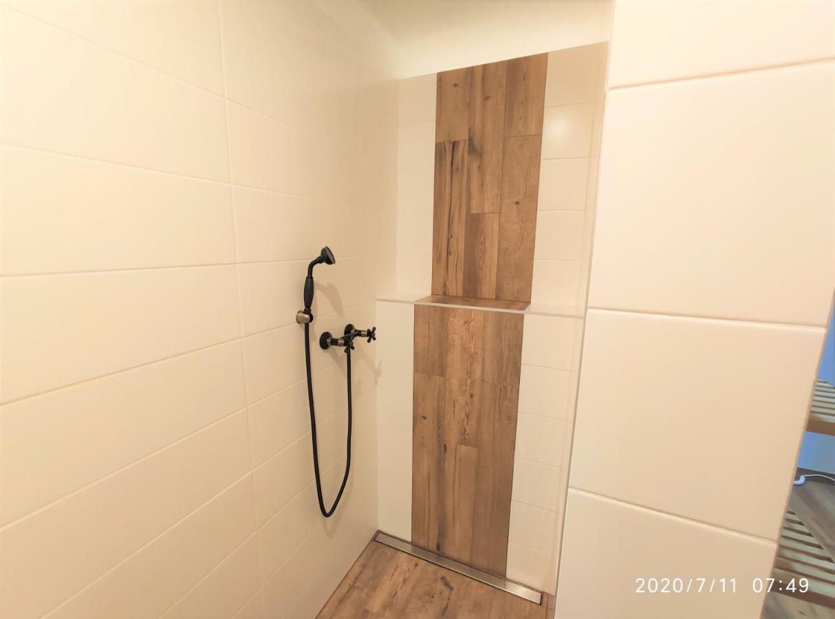 Apartman Lenka II Borsice エクステリア 写真